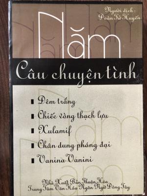 Năm câu chuyện tình