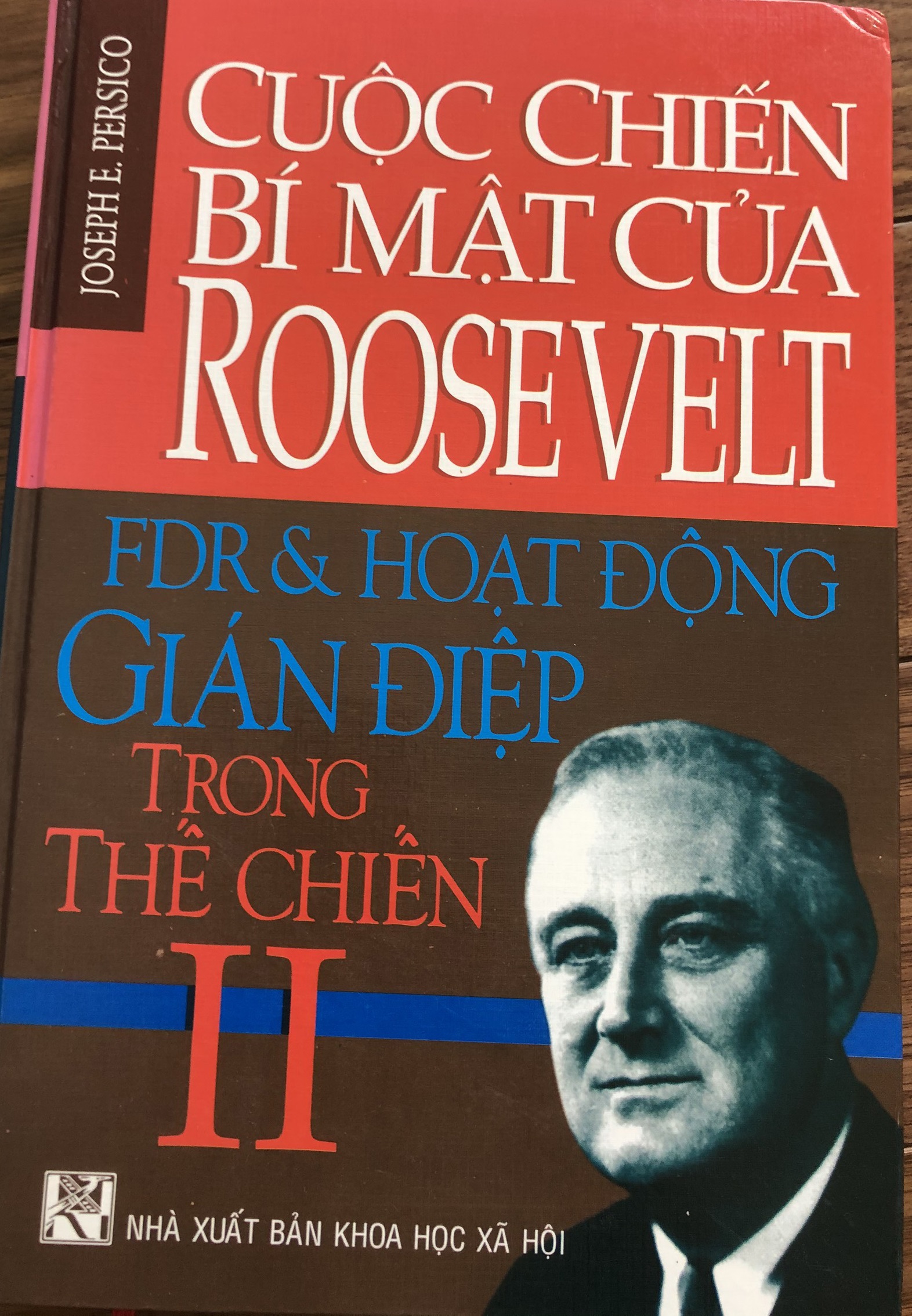 Cuộc chiến bí mật của Roosevelt: FDR và hoạt động gián điệp trong Thế chiến II