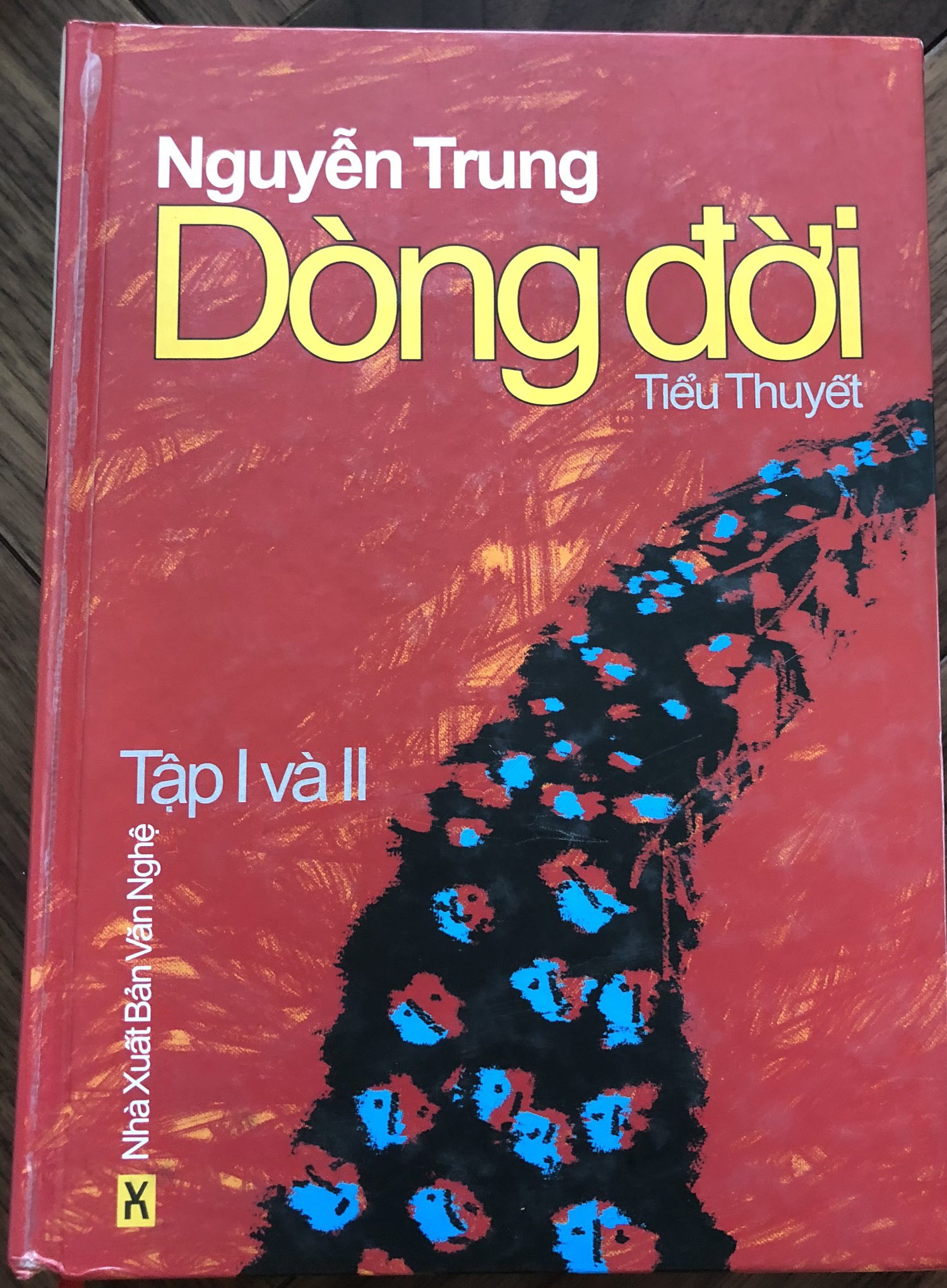 Dòng đời: Tập 1 và tập 2