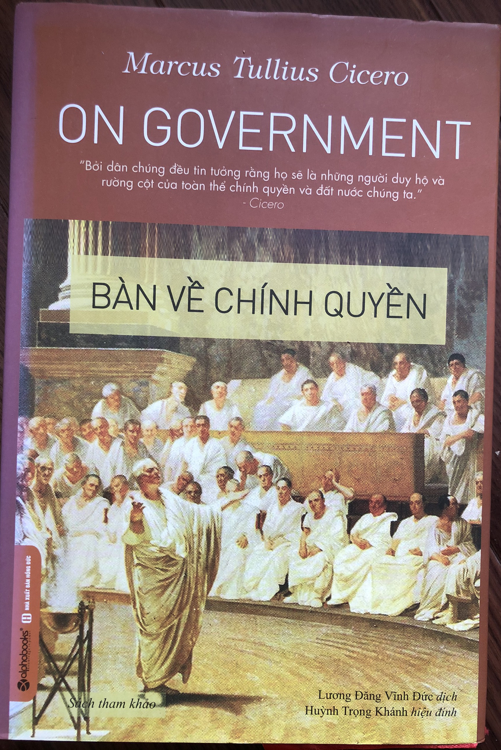 Bàn về chính quyền