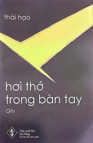 hơi thở trong bàn tay